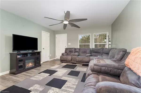 Lexington, NC 27292,402 Wedgewood DR