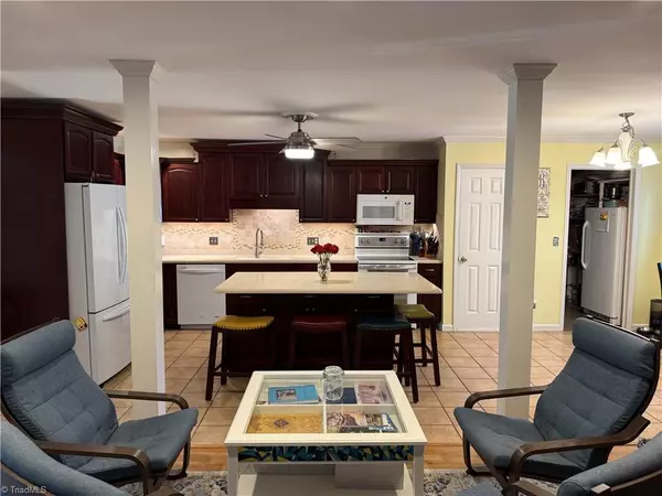 Greensboro, NC 27407,3 Sawmill CT