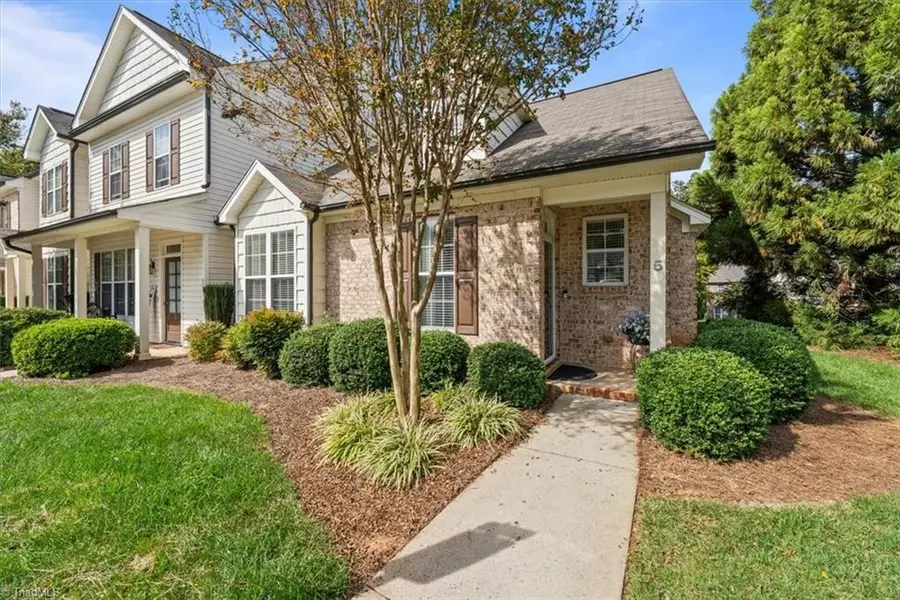 5 Abelia CT, Greensboro, NC 27455