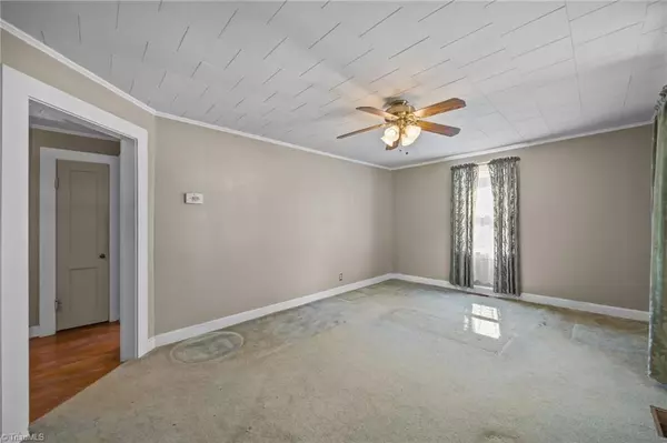 Mayodan, NC 27027,401 N 4Th AVE