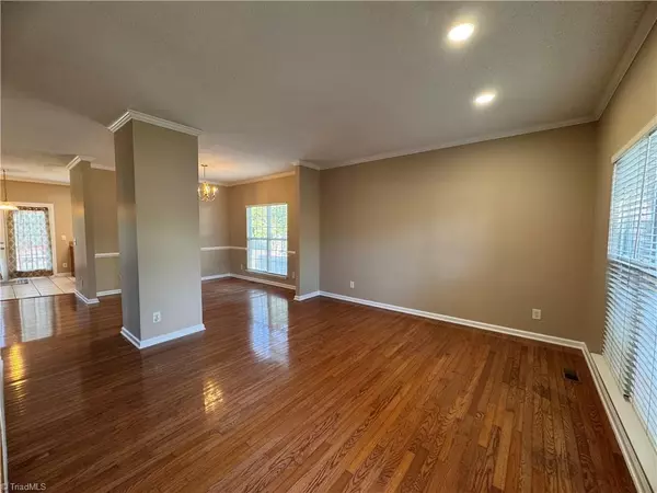 Greensboro, NC 27409,3861 Parkway Vista RD