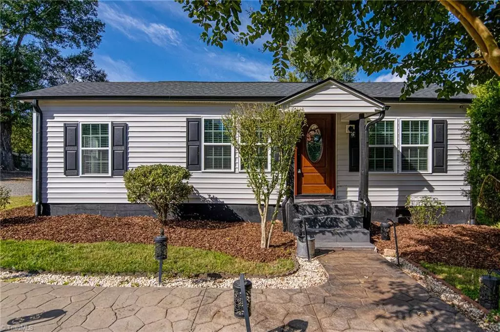 Winston-salem, NC 27105,4090 Ogburn AVE