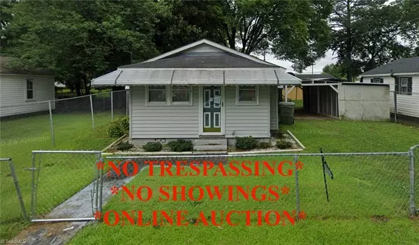 Mount Olive, NC 28365,220 Winn ST