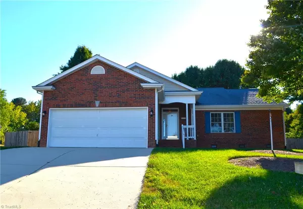 3914 Red Hill CT, Greensboro, NC 27407