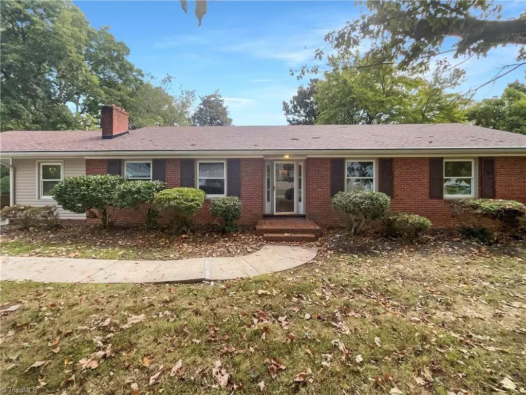 Winston-salem, NC 27105,4601 Oak Ridge DR