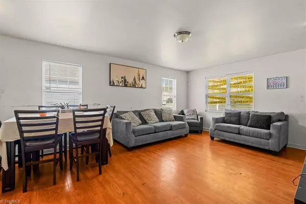 Winston-salem, NC 27105,1772 Richard Allen LN