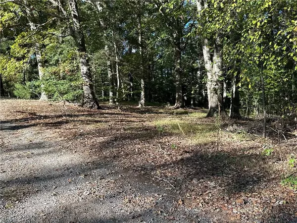 Yadkinville, NC 27055,000 Courtney Huntsville RD