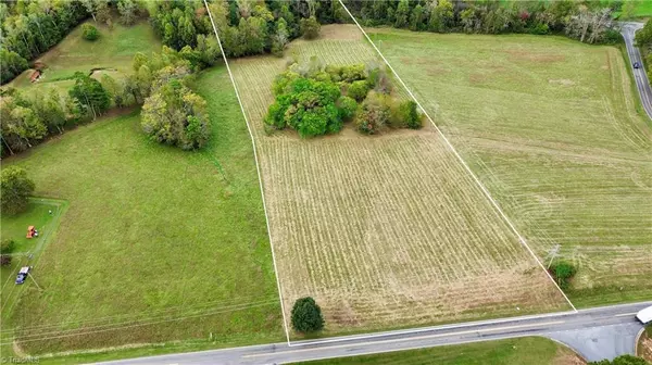 310 Jessup Grove Church RD, Pilot Mountain, NC 27041
