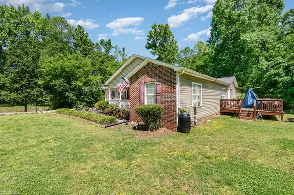 Harrisburg, NC 28075,425 Autumn DR