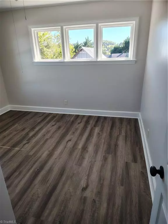 Mount Airy, NC 27030,2019 Woodland DR