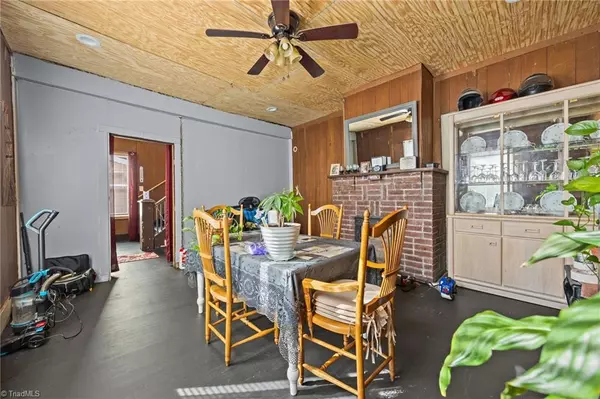 High Point, NC 27260,1222 Carter ST