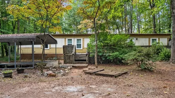 Reidsville, NC 27320,858 Church Street EXT