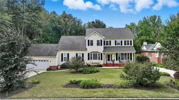 128 Fieldstone DR, Burlington, NC 27215
