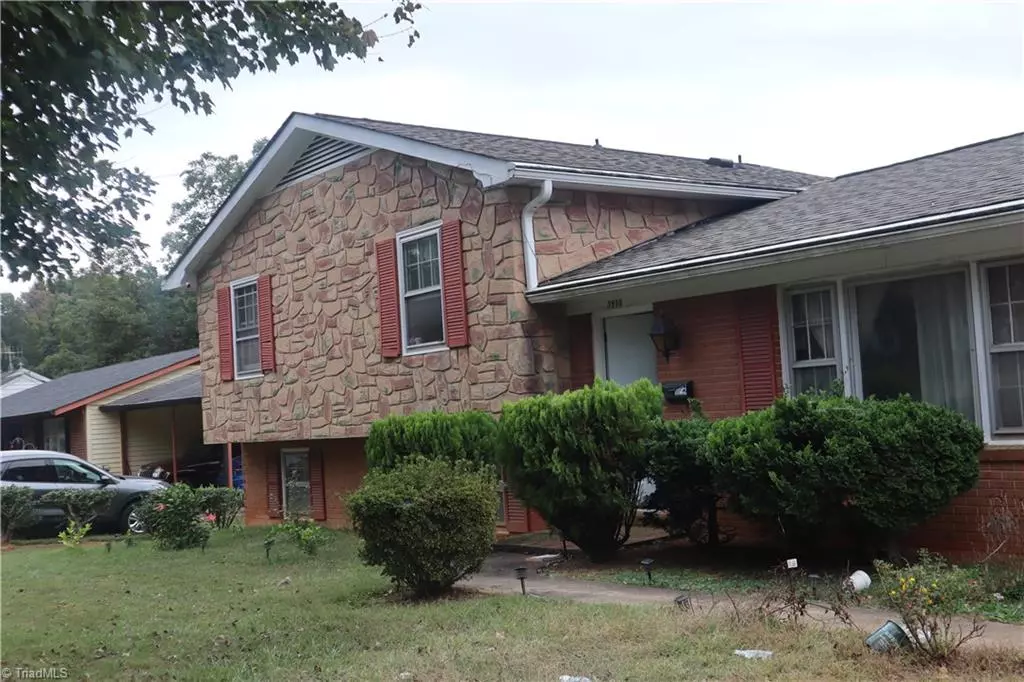 Winston-salem, NC 27105,3210 cumberland RD