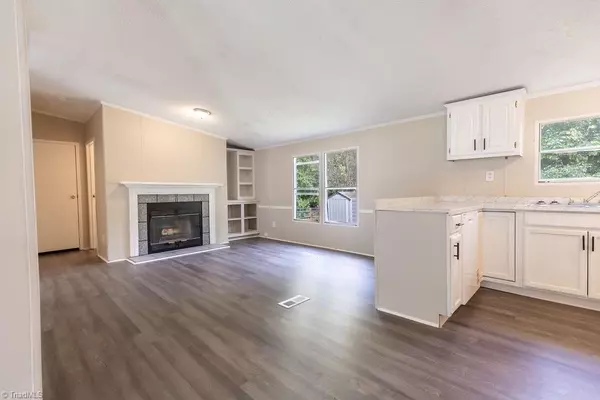 High Point, NC 27260,1605 Mossbrook CIR