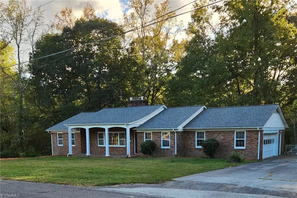 High Point, NC 27262,246 Merry HillS DR