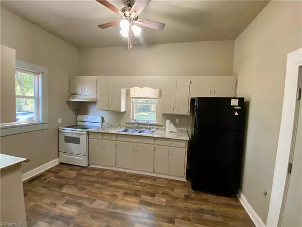 Statesville, NC 28677,630 Armfield ST
