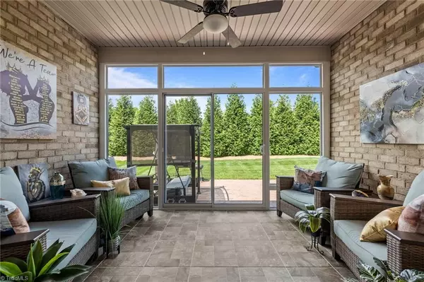 Burlington, NC 27215,1096 Crestwell DR