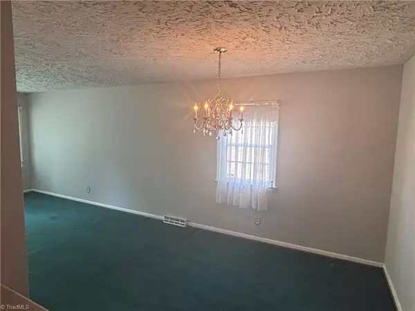 High Point, NC 27262,1206 Camden AVE