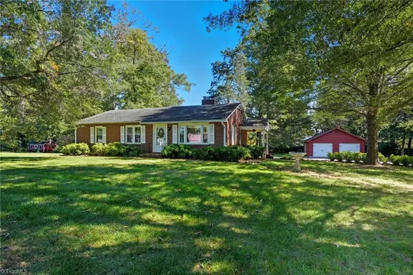 3137 Middlebrook DR, Clemmons, NC 27012