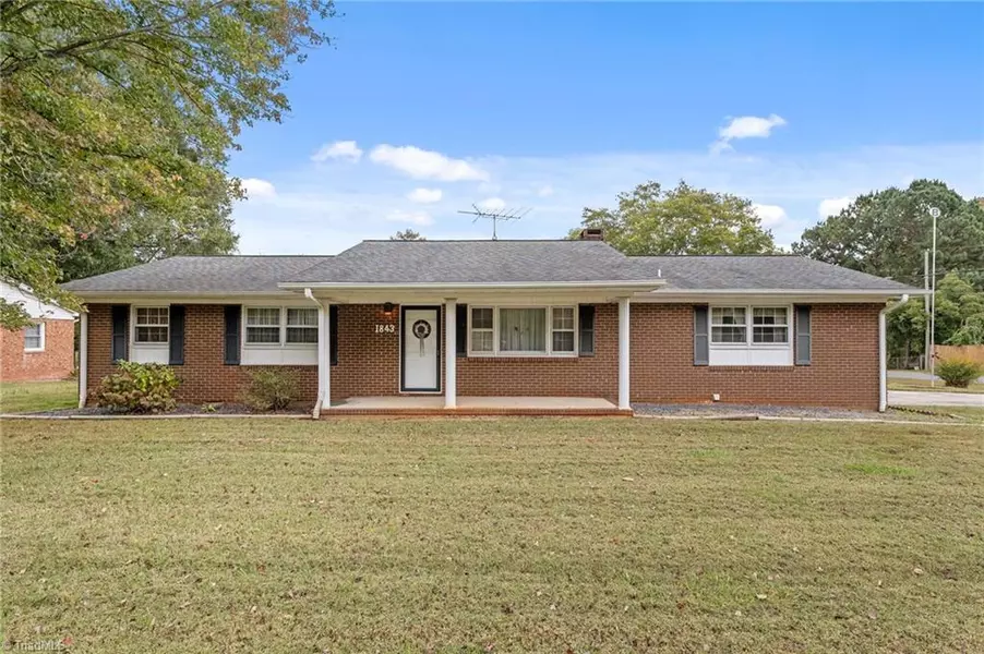 1843 Weant RD, High Point, NC 27263