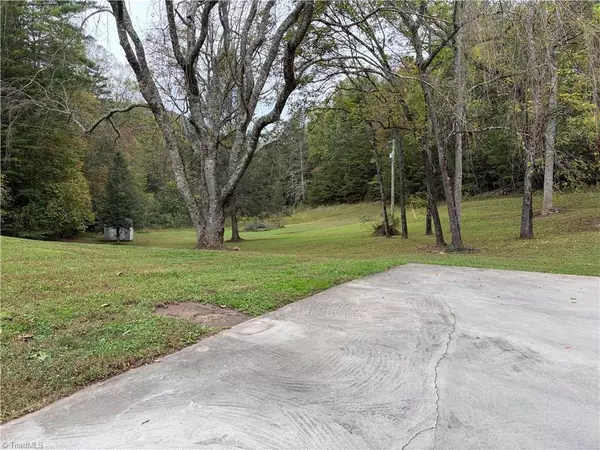 Millers Creek, NC 28651,8244 N NC Highway 16