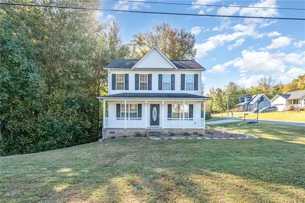 Randleman, NC 27317,914 Charter Oaks DR