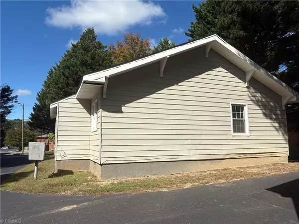 Asheboro, NC 27203,830 Sunset AVE