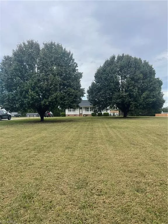 Liberty, NC 27298,5904 Old 421 RD