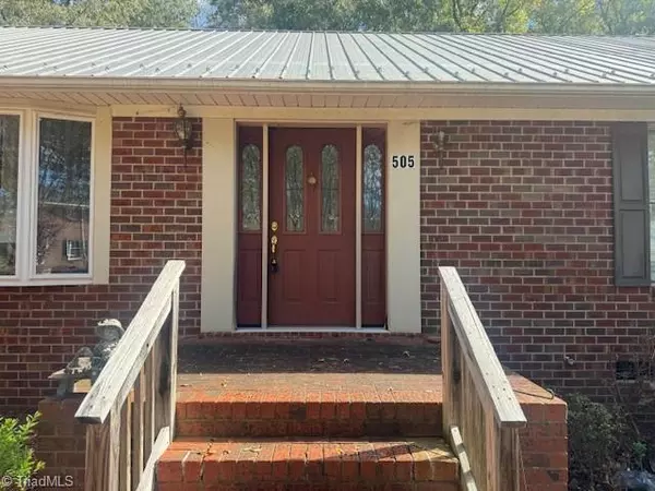 Lexington, NC 27292,505 Quail LN