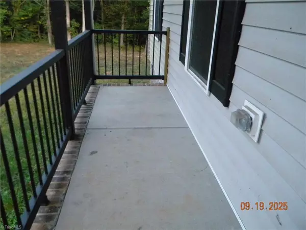 Walkertown, NC 27051,2521 Henley LN