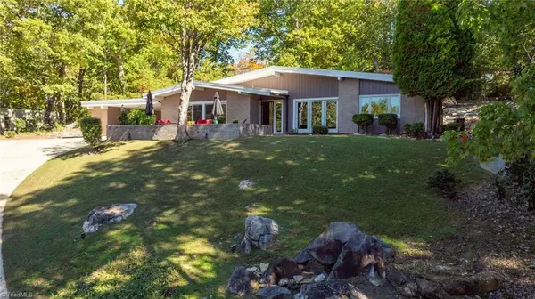 Asheboro, NC 27205,1142 Westover TER