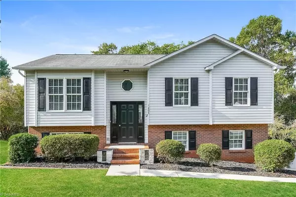 1205 Brookhill Park DR, Rural Hall, NC 27045