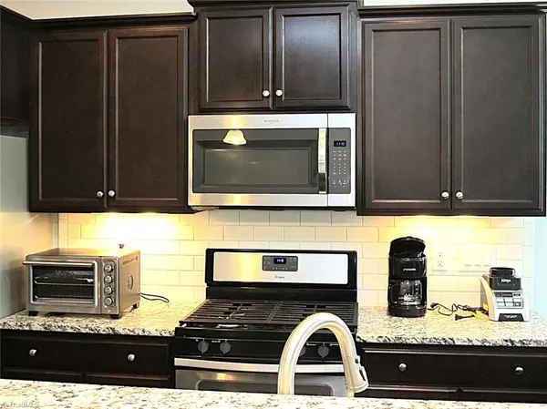 Winston-salem, NC 27103,1171 Augustine Heights DR