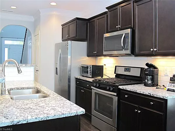 Winston-salem, NC 27103,1171 Augustine Heights DR