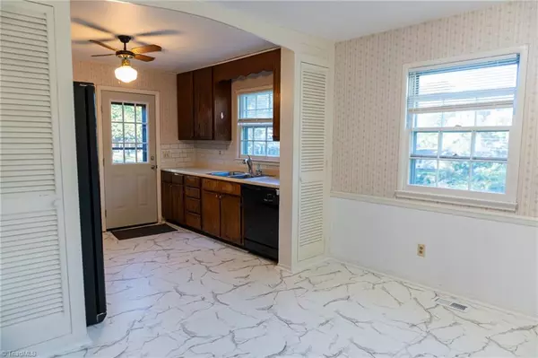 Winston-salem, NC 27103,2 Worthdale CT