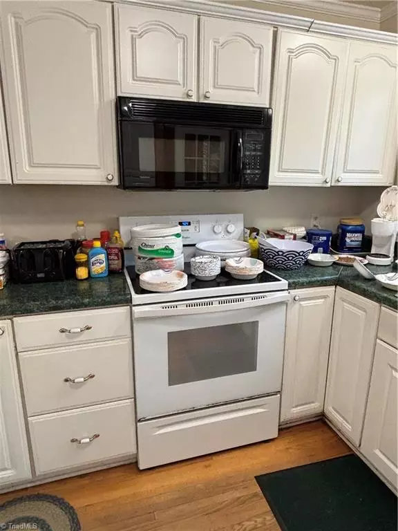 Elkin, NC 28621,470 Dobbins Mill RD