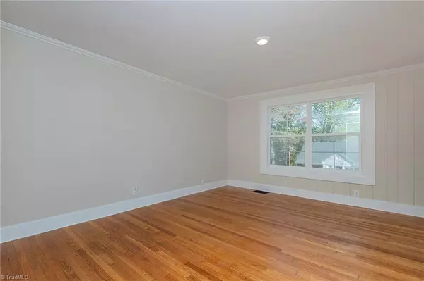 Lexington, NC 27292,405 W 4th AVE