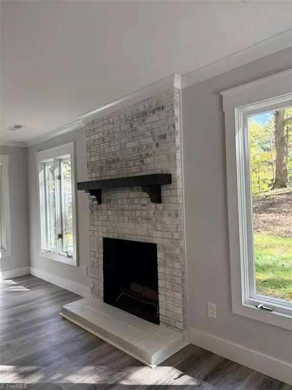 Pfafftown, NC 27040,5305 Bent Tree CT