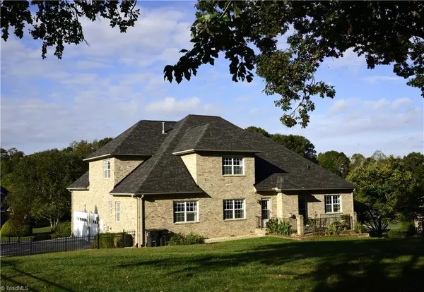 Oak Ridge, NC 27310,5402 Effieham ST
