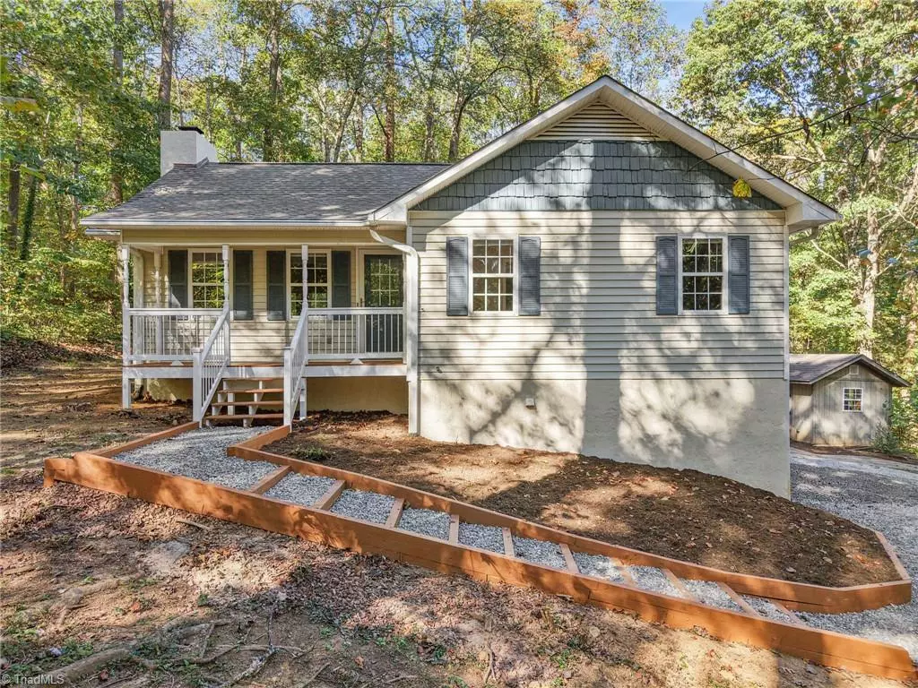 Thomasville, NC 27360,104 Max Moore RD