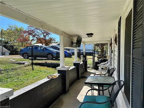 Mount Airy, NC 27030,280 Burke RD