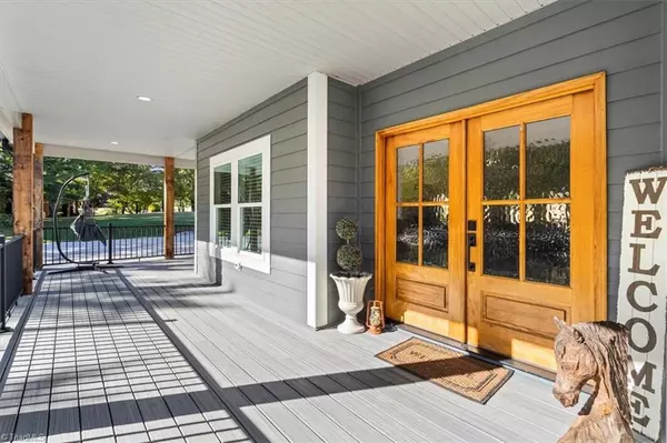 Taylorsville, NC 28681,34 Colts Neck LN