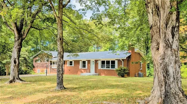 Rural Hall, NC 27045,195 Tickle RD