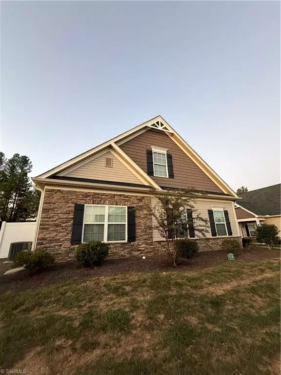 Clemmons, NC 27012,227 Hawks Nest CIR