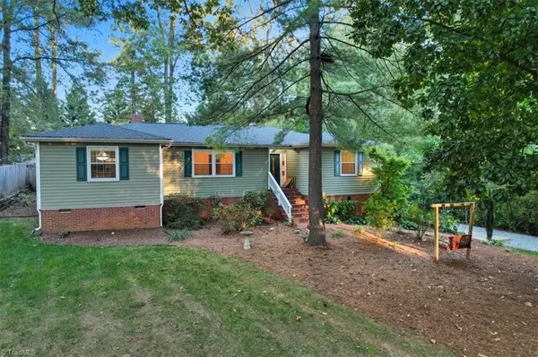 2608 Stratford DR, Greensboro, NC 27408