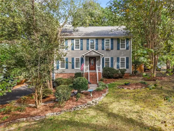 1661 Round Hill CIR, Kernersville, NC 27284