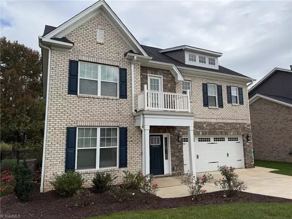 5506 Glad Acres RD, Pfafftown, NC 27040