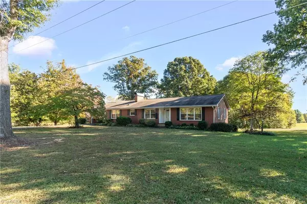 Pfafftown, NC 27040,6356 Skylark RD