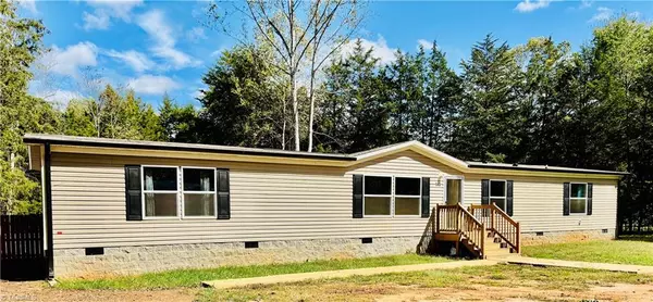 143 Galadrim WAY, Advance, NC 27006